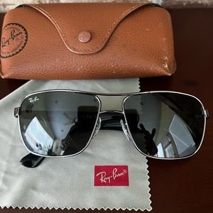 Ray Ban RB3516